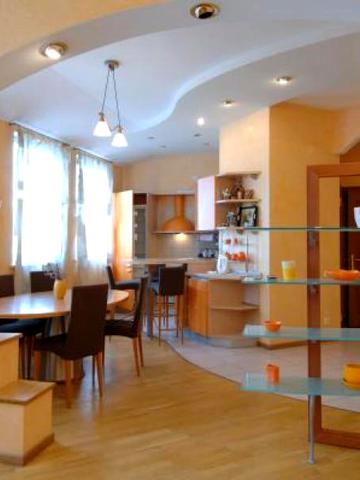 Пентхауз с сауной на Майдане Независимости