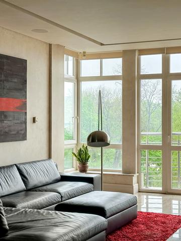 Михайла Грушевського вул., 9-А