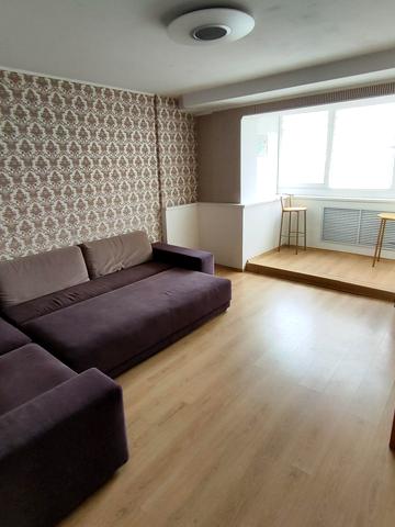 Познанська вул., 2