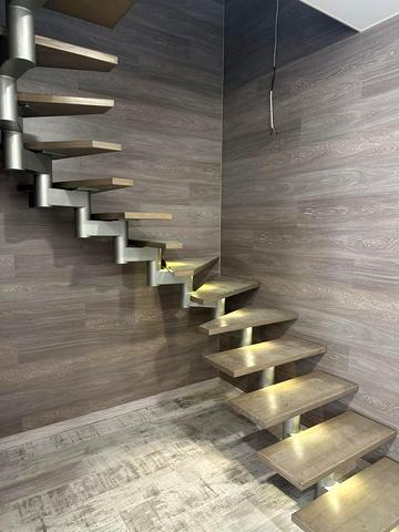 Вулецька вул., 12