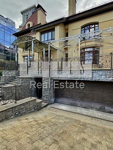 Довгострокова оренда 6к Дім Буслівська вулиця