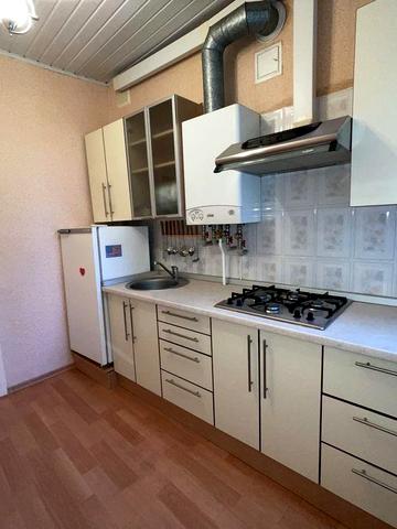 Продам 2 комн. квартиру с ремонтом