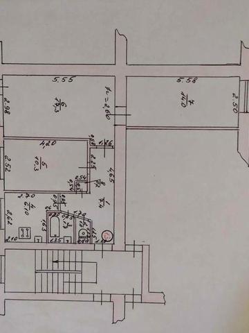 продається з-х кімнатна квартира