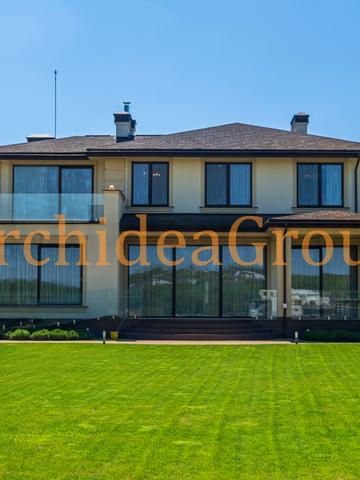 Володимирська вул., 11