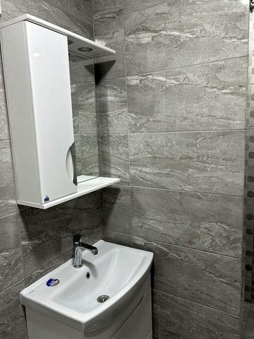 Продам 3-кімнатну квартиру. Цукровий завод.