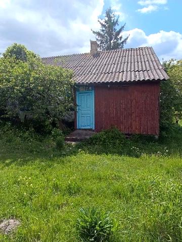 Будинок хата в затишній місцевості