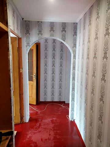 Продам 2-комнатную кв-ру середина дома