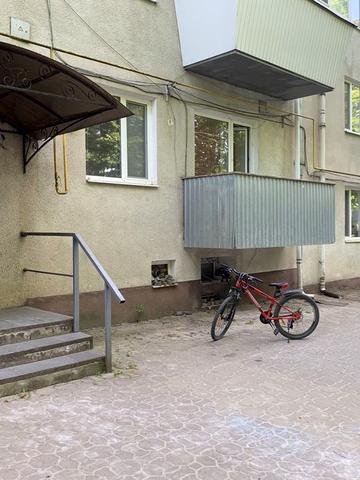 Подам 2-поверхову квартиру