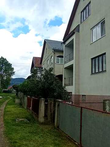 Продам великий  будинок Свалява