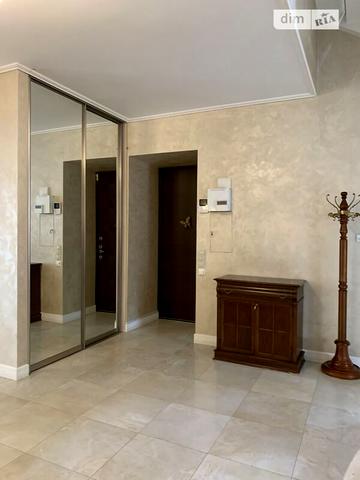 Довгострокова оренда 3к Квартира вул. Круглоуніверситетська