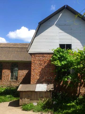 Продається 2х поверховий будинок