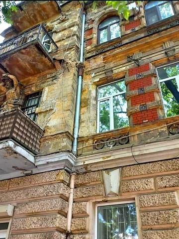 Новосельського вул., 79