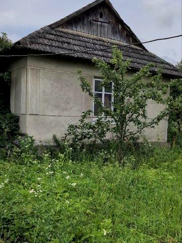 Продається 2 будинки на одному подвірї в мальовничому куточку смт Кор