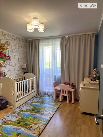 Продаж 3к Квартира Соборності України (Дружби Народів) вулиця