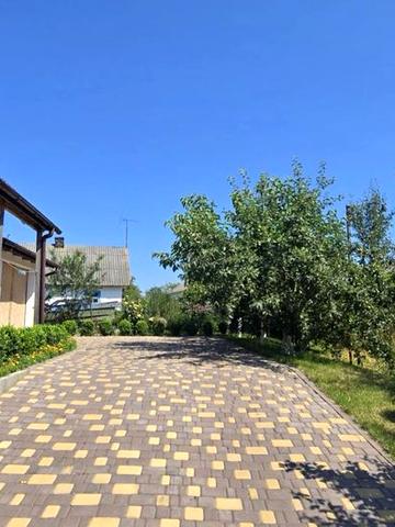 Новий Будинок в селі Сусли