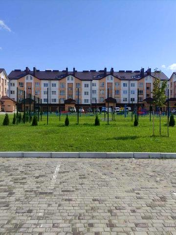 НОВОБУДОВА . 4 кімнатна квартира, вул. Тролейбусна, 160 кв.м.,
