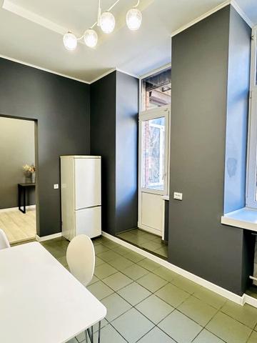 Уютная однокомнатная LUX квартира в центре с балконом