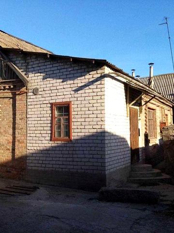 Продам житловий будинок 83 м2 з госпобудовами по вулиці Гоголя