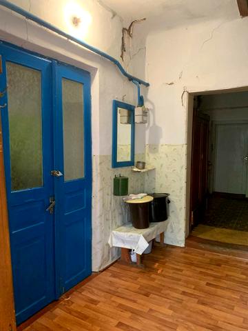 Вічевий Майдан, 18