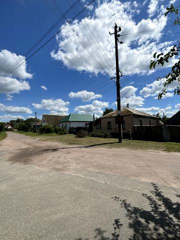 Продам будинок по вулиці перемоги 13