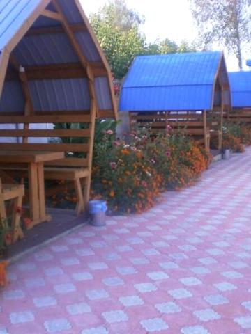 Продаж 2к Дім Миру вулиця