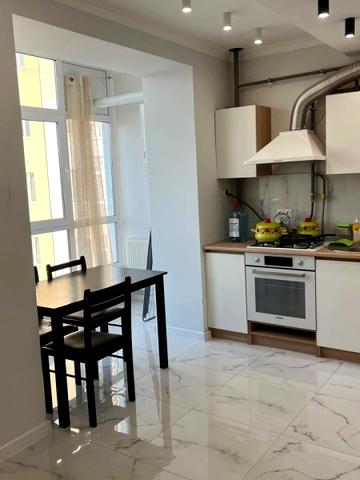 Новая однокомнатная квартира в центре. Новостройка.