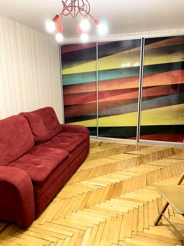 Двухкомнатная на Малом рынке по Запорожской