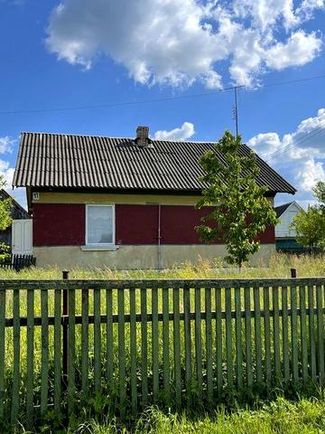 Продається цегляний будинок с. Завадка