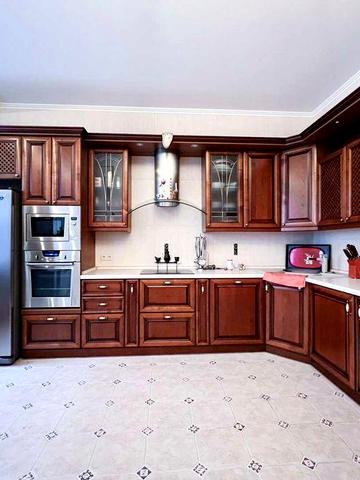 Олеся Гончара вул, 26 Оренда квартири в будинку з підземним паркінгом.