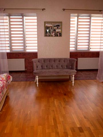 Простора квартира в елітному будинку