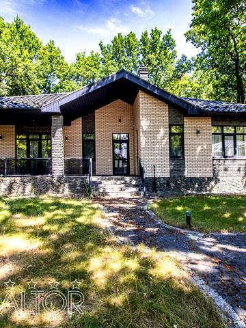 Центральная, 14