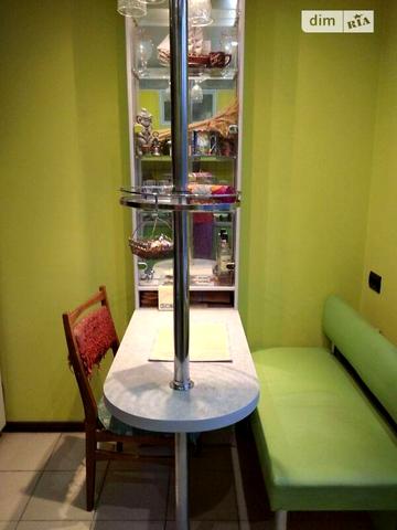 Продаж 3к Квартира Вартових Неба (Тобольська) вулиця