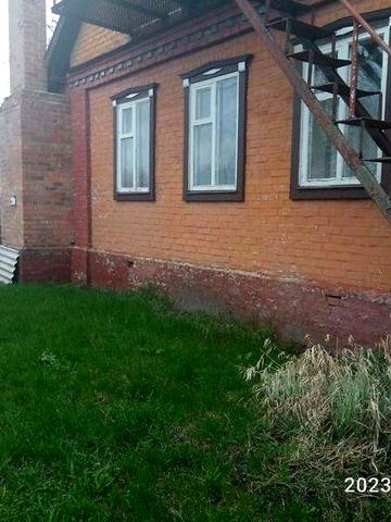 Продаж 3к Дім Спартака вулиця