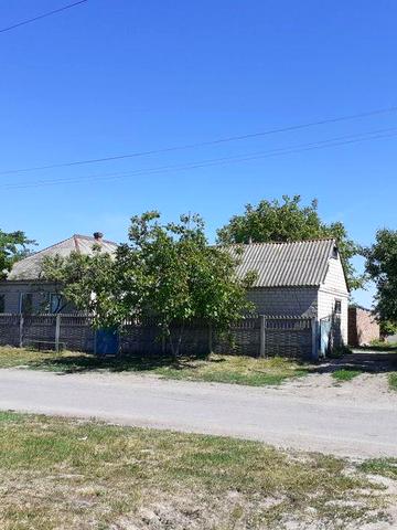 продам будинок Знаменівка