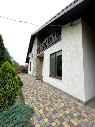 Літакова вул., 10