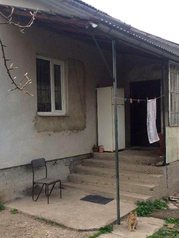 Продам газифiкований цегляний будинок в м.Хирiв Львiвськоi обл.