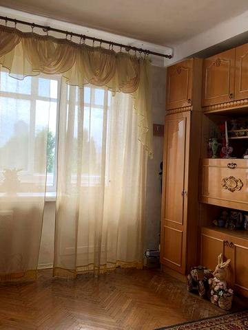 Продажа 3кв. 65м. Ул. Борщаговская 99 КПИ рядом. до метро 15мин ходьбы