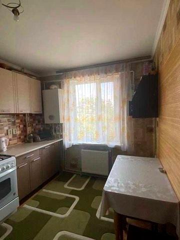 Продам квартиру в смт. Кирнасівка