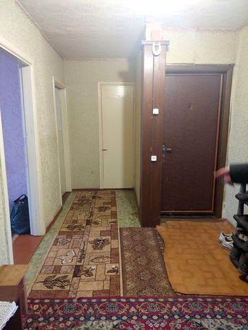 Продам 4х кімн квартиру  с індивидуальним опаленням с. Омельник
