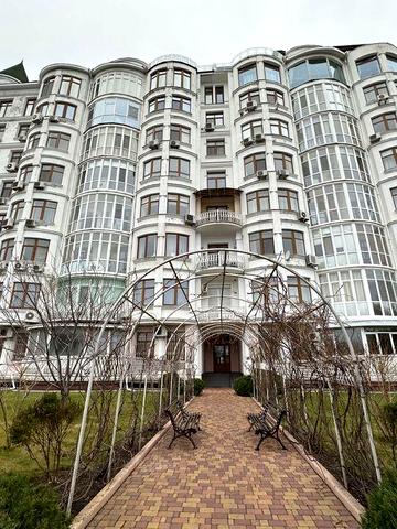 3к в элитном в доме на Французском бульваре