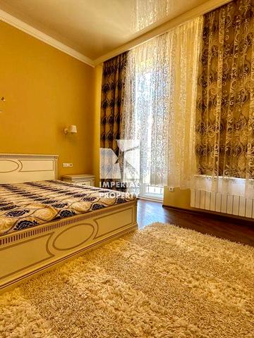 Здам 2-х кімнатну квартиру в історисному центрі! Ужгорлод!