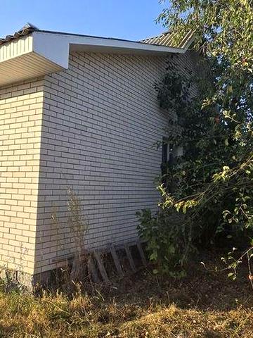 Гарний будинок зі зручностями с.Садки (22400364)