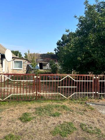 Продам гарний будинок