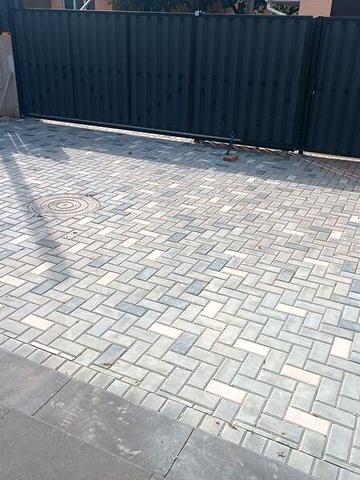 Продаж 3к Дім Івана Дзюби (Академіка Павлова) вулиця