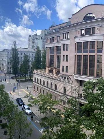 Продаж VIP 3-х кімнатної квартири, Пушкінська 25, центр