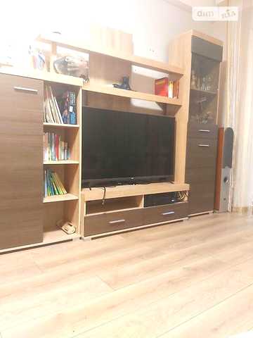 Продаж 3к Квартира Українська вулиця