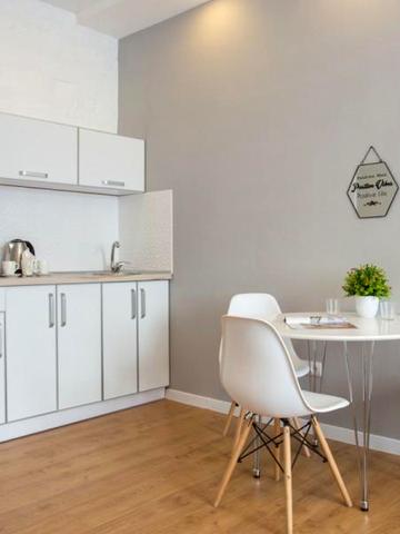 Люкс квартира возле метро Ярослава Мудрого и Университет