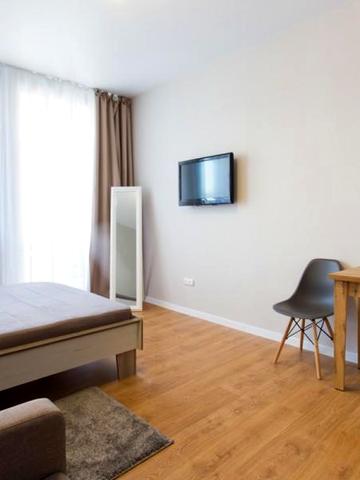 Люкс квартира возле метро Ярослава Мудрого и Университет