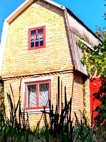 Дача , 8 соток (право власності) з 2 цегл. буд. (р.Західний Буг)