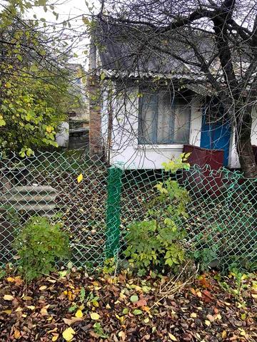 Продаж дво кімнатної квартири пів будинку